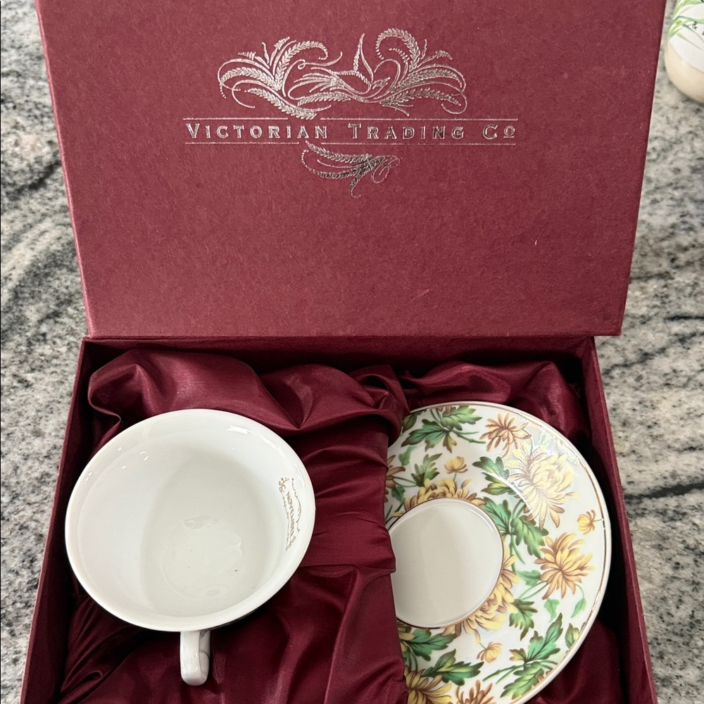 Victorian Trading Co Floral Teacup and Saucer Set NOVEMBER. never used